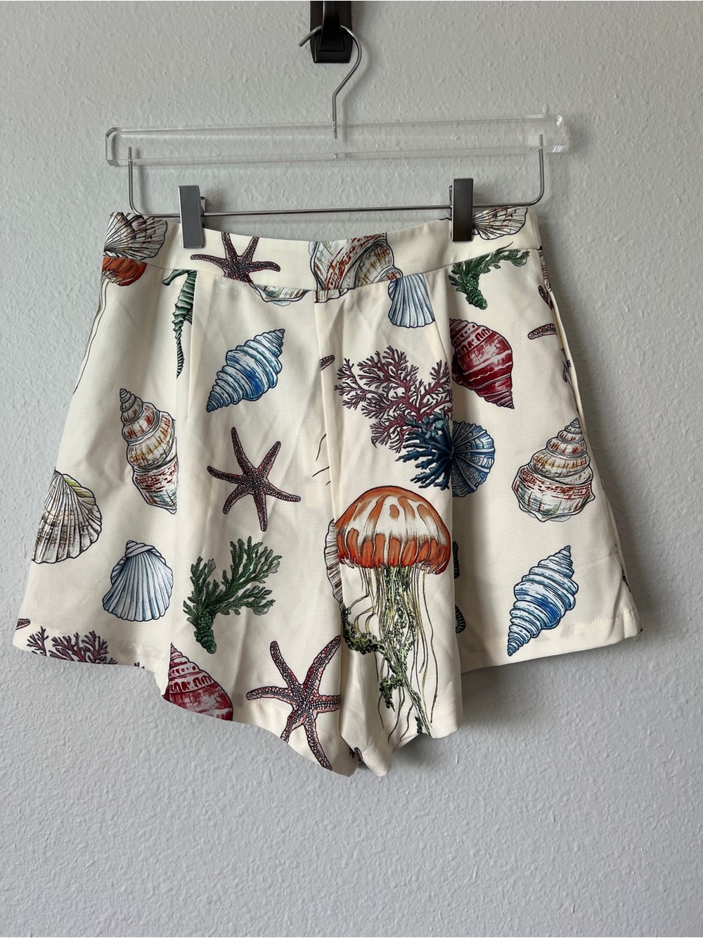 Commense Seashell Print Sleeveless Top and Shorts  Set  Cream Base - Picture 5 of 7